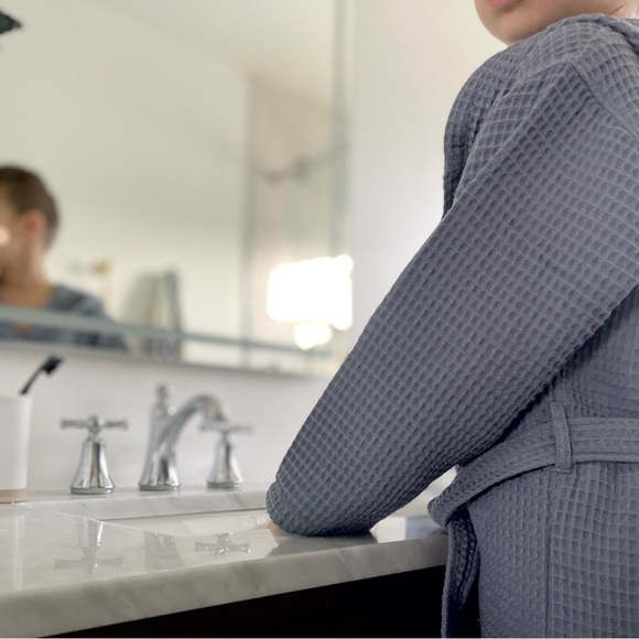 Kids Waffle Robe - Picture 3 of 5